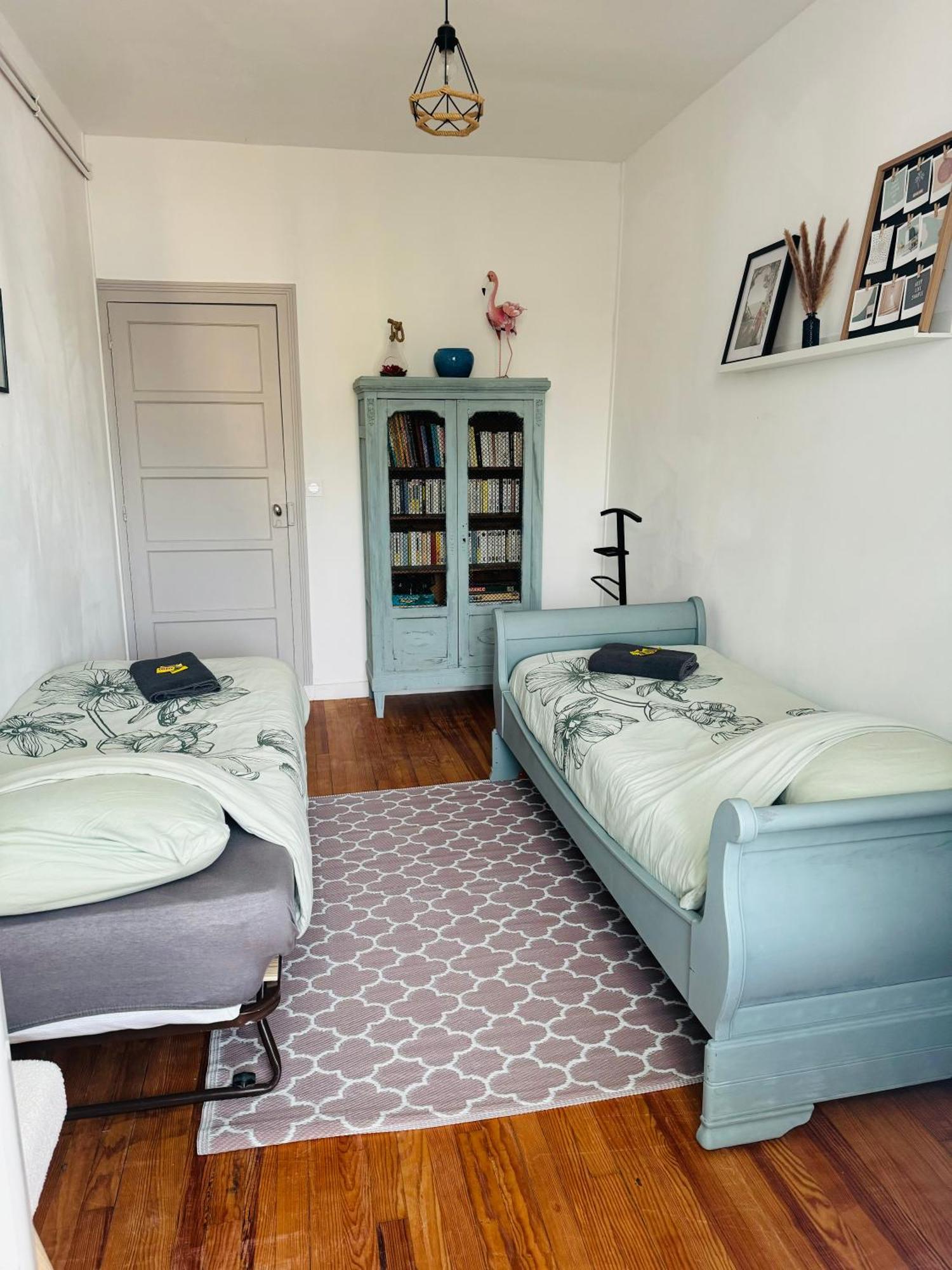 La-haut Apartment *