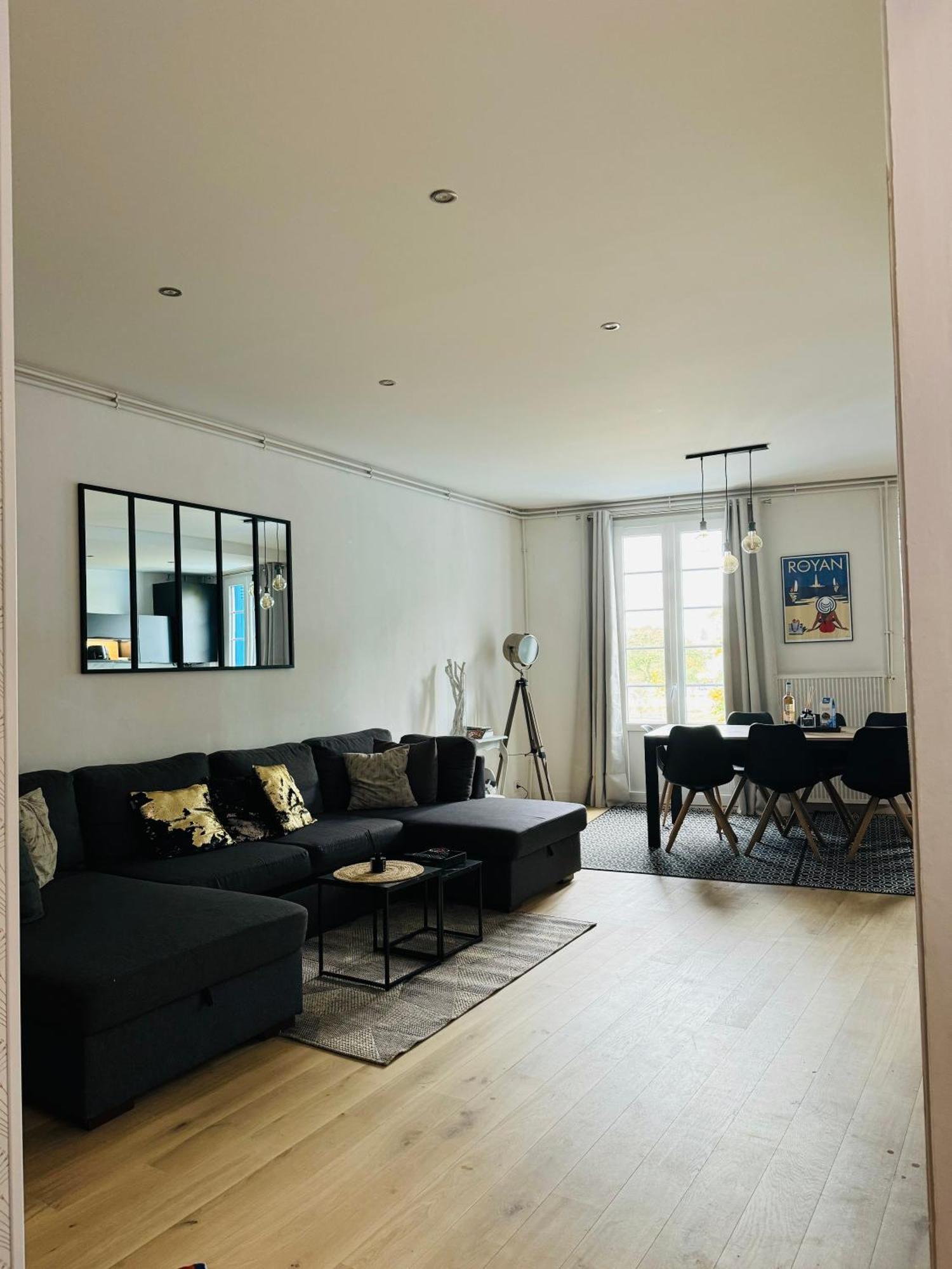 La-haut Apartment Royan